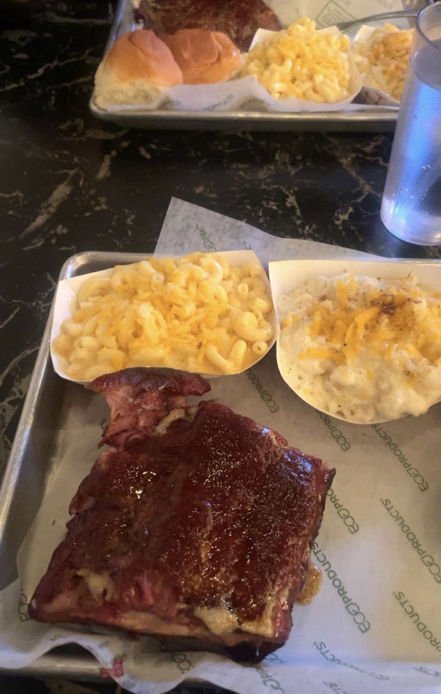 Dang Good Smokehouse & BBQ Logo