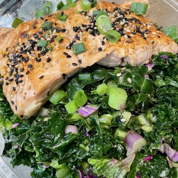 FISH DISTRICT - Salmon and kale bowl - Seafood Near Me - San Diego, California FISH DISTRICT - Salmon and kale bowl - Seafood Near Me - San Diego, California