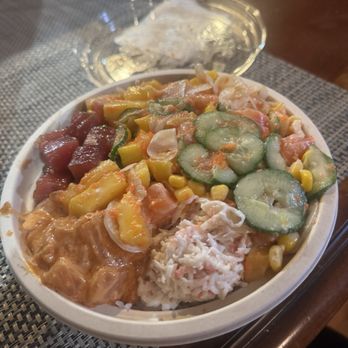 Poké House - Daly City - Medium Build Your Own (3 Scoops) Sushi Rice, Krab Salad, Oyster Tuna, Spicy Salmon, Miso Aioli + Ponzu sauce - Poke Near Me - Daly City, California