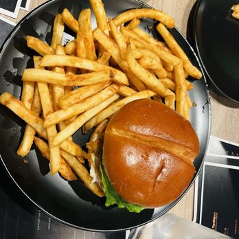 Toast & Tonique - Samosa burger - Breakfast & Brunch Near Me - Newark, California Toast & Tonique - Samosa burger - Breakfast & Brunch Near Me - Newark, California