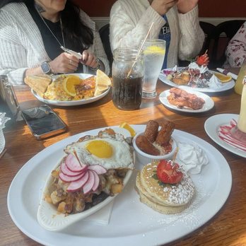 American & Mexican Diner - Diners Near Me - Hartford, Connecticut American & Mexican Diner - Diners Near Me - Hartford, Connecticut