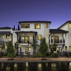 William Suarez - eXp Realty