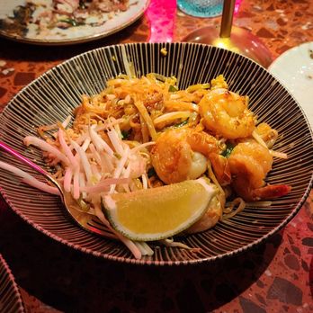 Soothr - shrim pad thai - Cocktail Bars Near Me - Long Island City, New York Soothr - shrim pad thai - Cocktail Bars Near Me - Long Island City, New York
