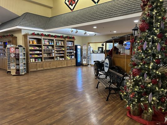 Blue Gate Garden Inn & Conference Center by null