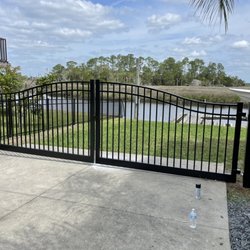 Larry Lemstrom Fencing - This is a view of the fence Larry Lemstrom installed. It fits in so well and really adds to the house!