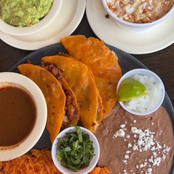 Mi Gusto - Rojos tacos & street corn - Mexican Near Me - Newark, Ohio Mi Gusto - Rojos tacos & street corn - Mexican Near Me - Newark, Ohio