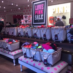 Victoria's Secret & PINK