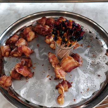 Giando on the Water Restaurant - Bacon roll - Italian Near Me - Brooklyn, New York