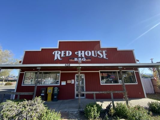 Red House BBQ by null