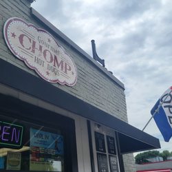 Chomp Gourmet Hot Dogs - Outdoor signage