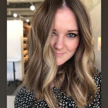 Salon 5014 - Cut by Ashley, Color by Charleigh - Hair Salons Near Me - Dallas, Texas Salon 5014 - Cut by Ashley, Color by Charleigh - Hair Salons Near Me - Dallas, Texas