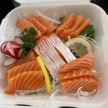 Ho Sushi Express - Salmon sashimi - Japanese Near Me - Toronto, Ontario