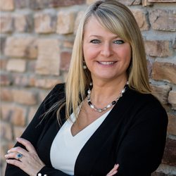 Bobbi Hillard - Your Castle Real Estate