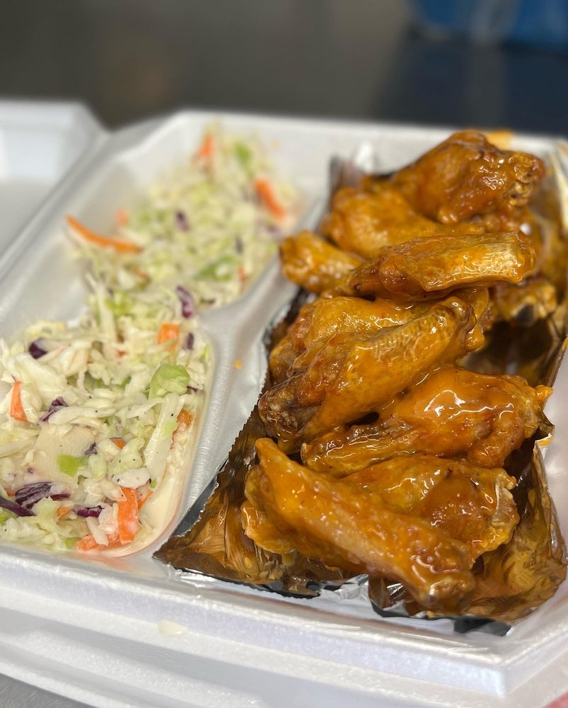 KP’S FOOD TRUCK Updated October 2024 106 Municipal Ave, Sopchoppy