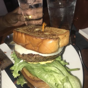 The Hangry Bison - New American Near Me - Winter Park, Florida