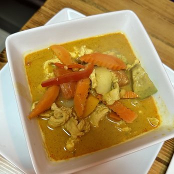 Thai Dishes - Chicken C3. Massaman Curry - Thai Near Me - Marlton, New Jersey