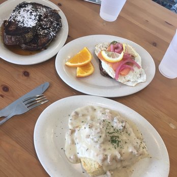 Black Dog Coffeehouse - Biscuit and Gravy, salmon tartine, French toast - Coffee & Tea Near Me - Lenexa, Kansas Black Dog Coffeehouse - Biscuit and Gravy, salmon tartine, French toast - Coffee & Tea Near Me - Lenexa, Kansas