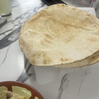 Mashawi Damascus Cuisine - Complimentary pita bread - Mediterranean Near Me - Castle Rock, Colorado
