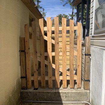 Split Rail Fence Store - Custom 5x4 gate - Fences & Gates Near Me - Phoenixville, Pennsylvania Split Rail Fence Store - Custom 5x4 gate - Fences & Gates Near Me - Phoenixville, Pennsylvania