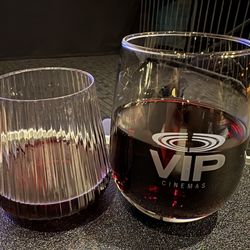 Cineplex Cinema Lansdowne VIP - Bask red wine