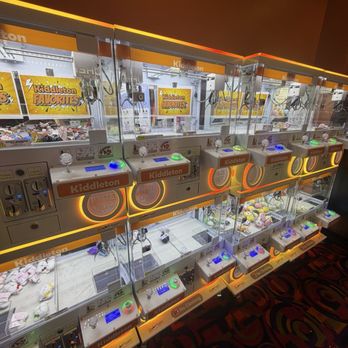 Century Folsom 14 - Claw machines - Cinema Near Me - Folsom, California Century Folsom 14 - Claw machines - Cinema Near Me - Folsom, California