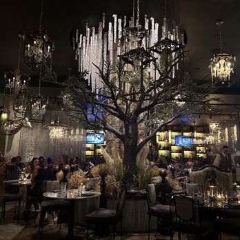 Wolf by Vanderpump at Caesars Republic Lake Tahoe - American Near Me - Stateline, Nevada Wolf by Vanderpump at Caesars Republic Lake Tahoe - American Near Me - Stateline, Nevada
