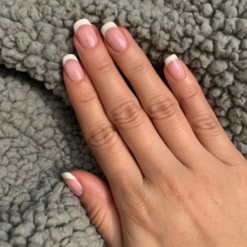 Acryliq Nails - Nail Salons Near Me - Canoga Park, California