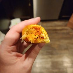 Great Wok Chinese Restaurant - Eggroll. Super crispy and flavorful