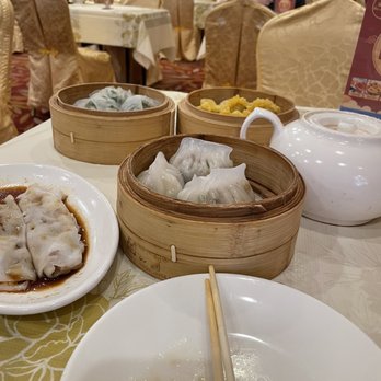 Hei La Moon - Dumplings and rice roll - Dim Sum Near Me - Boston, Massachusetts