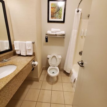 Fairfield by Marriott Inn & Suites Lumberton - Hotels Near Me - Lumberton, North Carolina