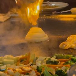 Noboru Japanese Steakhouse & Sushi Bar - Onion volcano