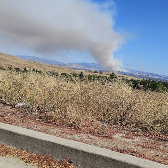 Rancho San Ramon Community Park - Watching a controlled burn from parking lot but was actually the start of the Little Fire in Pleasanton/Sunol - Parks Near Me - San Ramon, California Rancho San Ramon Community Park - Watching a controlled burn from parking lot but was actually the start of the Little Fire in Pleasanton/Sunol - Parks Near Me - San Ramon, California