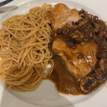Nundini Chef's Table - Chicken Marsala - Italian Near Me - Houston, Texas Nundini Chef's Table - Chicken Marsala - Italian Near Me - Houston, Texas