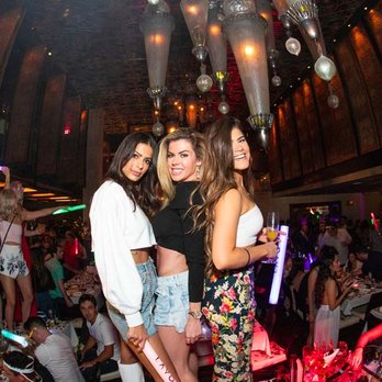 Lve Group - Lavo Party Brunch - Travel Services Near Me - Las Vegas, Nevada Lve Group - Lavo Party Brunch - Travel Services Near Me - Las Vegas, Nevada