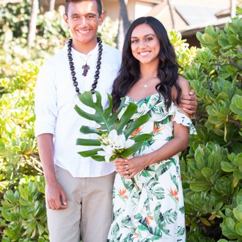 Maui Blooms - Sandi made my sisters bouquet also! This was inspired by a pin i saw on pinterest. My bouquet was inspired by this dress! - Florists Near Me
