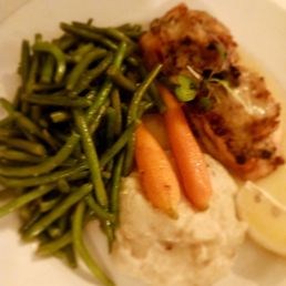 Hvrw: salmon with crabmeat on top with green beans, carrots and horseradish mashed potatoes