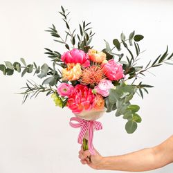 Gal in the Glen - MOMento Mother's Day Bouquet