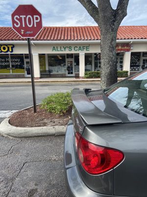 Ally's Comfort Cafe by null