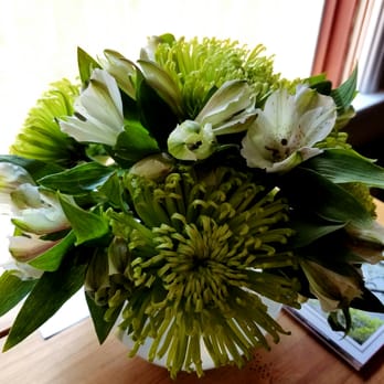Trader Joe's - Flower bunches from TJ's. Love arranging flowers in the same color family. - Grocery Near Me - Torrance, California Trader Joe's - Flower bunches from TJ's. Love arranging flowers in the same color family. - Grocery Near Me - Torrance, California