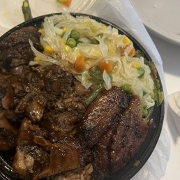 Medium Oxtail with Rice & Peas and steamed vegetables. Added plantains.
