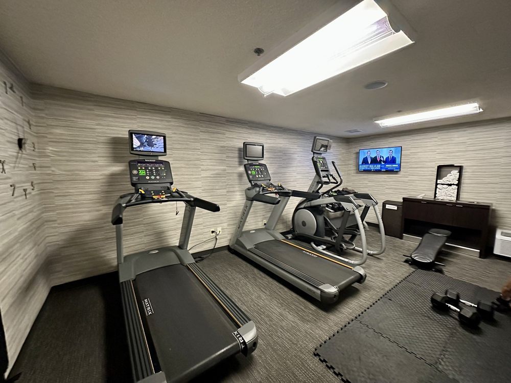 Courtyard by Marriott Las Vegas Convention Center - wedding in Las Vegas, NV