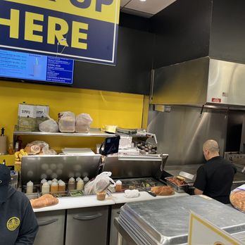 Moodfood - Open kitchen with everything cooked to order. This is breakfast time. - Sandwiches Near Me - Fort Lee, New Jersey Moodfood - Open kitchen with everything cooked to order. This is breakfast time. - Sandwiches Near Me - Fort Lee, New Jersey