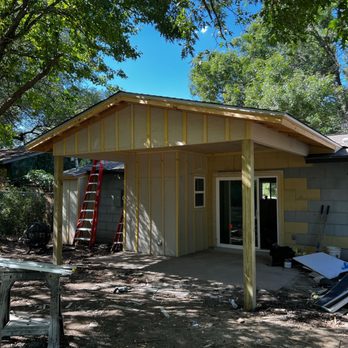 Dagwood Contractors - a house under construction - General Contractors Near Me - Austin, Texas Dagwood Contractors - a house under construction - General Contractors Near Me - Austin, Texas