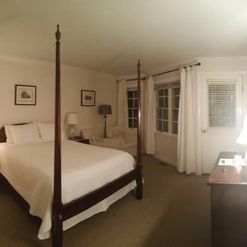 Wades Point Inn On The Bay - Very clean and comfortable - Hotels Near Me - McDaniel, Maryland