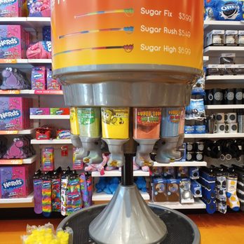 IT'SUGAR - Candy machine - Candy Stores Near Me - Mashantucket, Connecticut