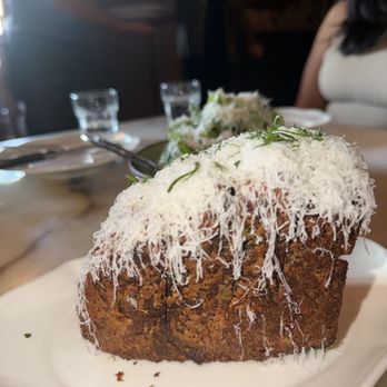Donna's - Garlic bread - Italian Near Me - Los Angeles, California