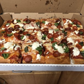 Pizzeria da Laura - Ray J Sicilian - Pizza Near Me - Berkeley, California Pizzeria da Laura - Ray J Sicilian - Pizza Near Me - Berkeley, California