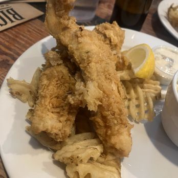 Bigg Daddys Restaurant & Tavern - Fish & Chips - Bars Near Me - Helen, Georgia Bigg Daddys Restaurant & Tavern - Fish & Chips - Bars Near Me - Helen, Georgia