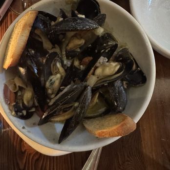 Cosima - Mussels (white wine) - Italian Near Me - Baltimore, Maryland