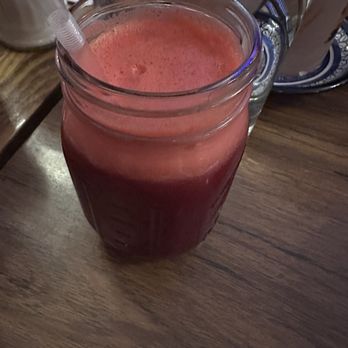 Café y Chocolate - Special juice (carrots, apple and beets) - Mexican Near Me - Philadelphia, Pennsylvania Café y Chocolate - Special juice (carrots, apple and beets) - Mexican Near Me - Philadelphia, Pennsylvania